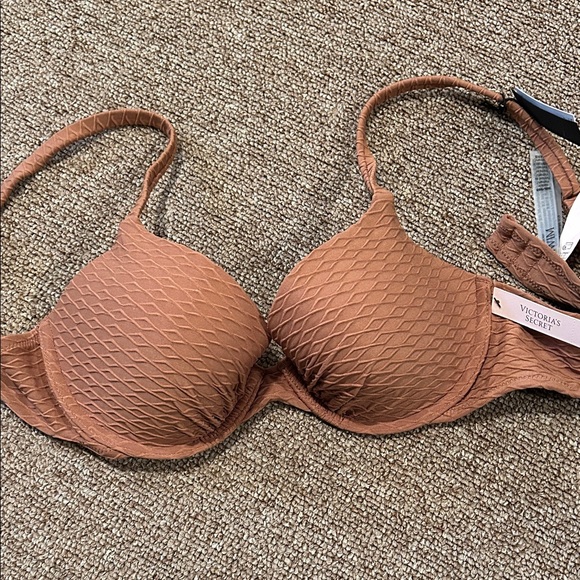 Victoria's Secret Black, Brown, and Green Bikini Tops 👙 - Picture 4 of 7